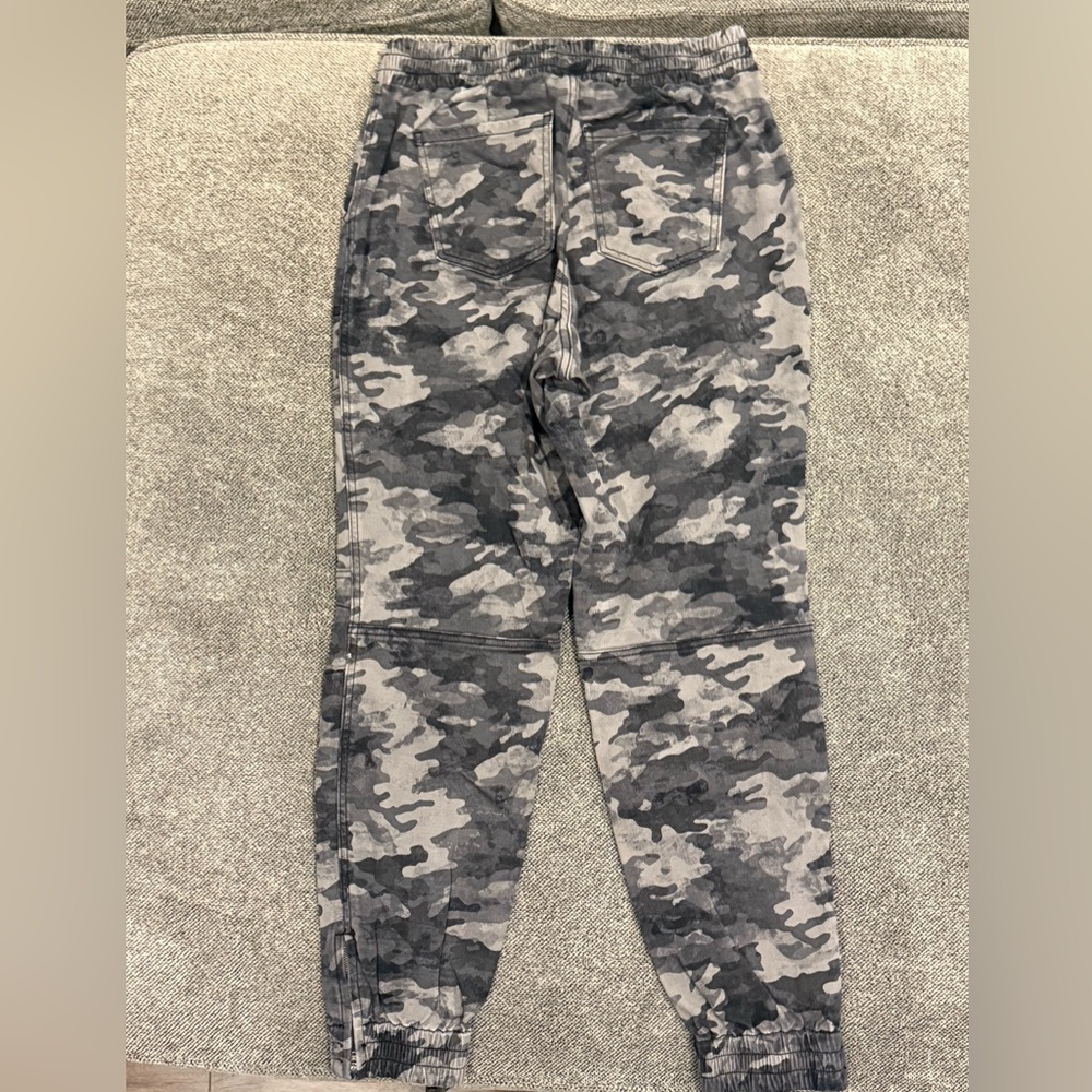 SPANX Black and Gray Camo Jogger Style pants - Picture 2 of 5